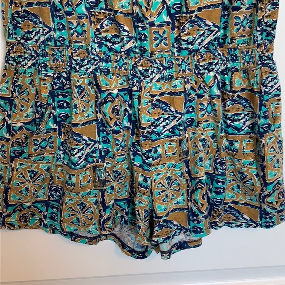 2 FOR $15 SALE 🔥 F21 Strapless Tube Romper - Picture 6 of 8